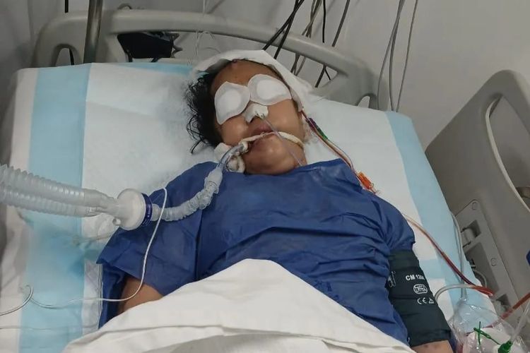 Istikomah saat dirawat di RS Dar Al Shifa Riyadh Arab Saudi. 