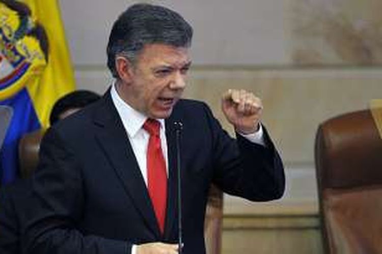 Presiden Kolombia Juan Manuel Santos mendapat anugerah Nobel Perdamaian. 