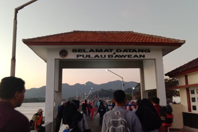 The entrance to Bawean Island from Sangkapura Port.