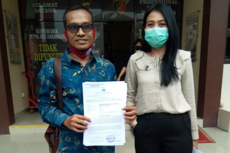 Kuasa Hukum Koalisi Partai Pengusuh Cellica-Aep, Dul Jalil usai melaporkan Ketua PCNU Karawang Ahmad Ruhyat Hasby terkait tudingan pasangan Cellica-Aep memberikan sejumlah uang kepada lima pimpinan pondok pesantren di Karawang, Rabu (21/10/2020)