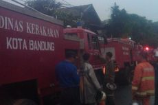 Toko Bahan Bangunan di Bandung Terbakar, Satu Orang Terluka