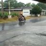 Hujan Es Disertai Angin Kencang Landa Madiun, Sebuah Rumah Rusak hingga Pohon Tumbang
