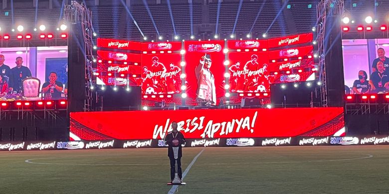 Ketua DPD PDI Perjuangan Jawa Timur, MH. Said Abdullah dalam gelaran Soekarno Cup di Stadion Gelora Bung Tomo (GBT), Senin (24/8/2026).