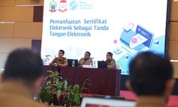Diskominfo Makassar Gelar Bimtek Penggunaan TTE Guna Tingkatkan Efisiensi dan Akuntabilitas Kinerja OPD