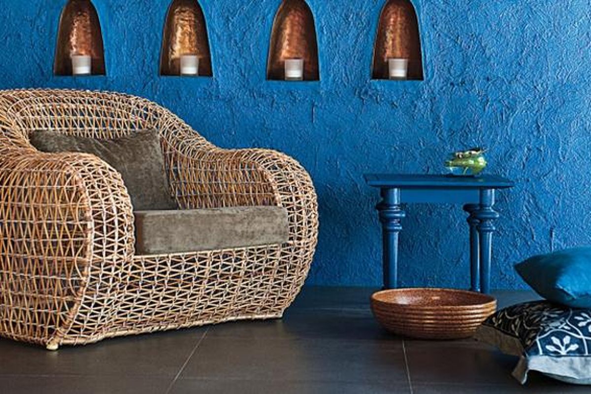 Furnitur rotan karya Kenneth Cobonpue. Furnitur ini mengantarkan Cobonpue menjadi desainer nomor satu di acara Maison&Objet Asia 2014.