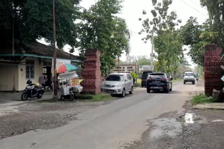 Lokasi saat penembakan Anggota Kepolisian Resor (Polres) Wonogiri dikabarkan ditembak anggota Resmob Kepolisian Resor Kota (Polresta) Solo di kawasan Kecamatan Makamhaji, Kabupaten Sukoharjo.