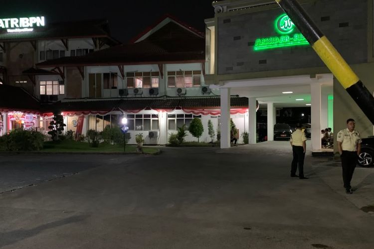 Digeledah KPK, Kantor ATR/BPN Kanwil Jatim Dijaga Ketat hingga Petang