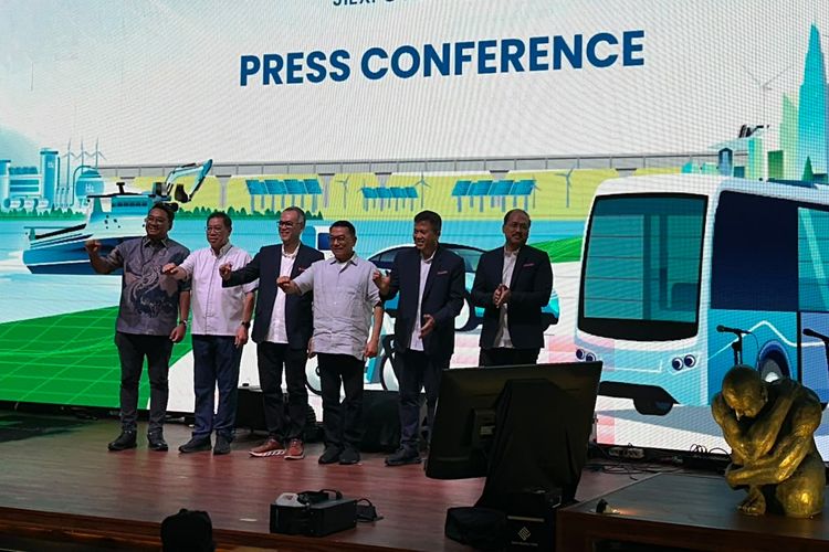 15 Merek Kendaraan Listrik Bakal Ramaikan PEVS 2026