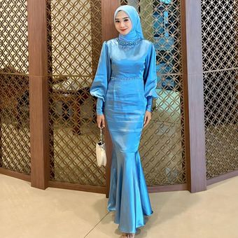Dress satin