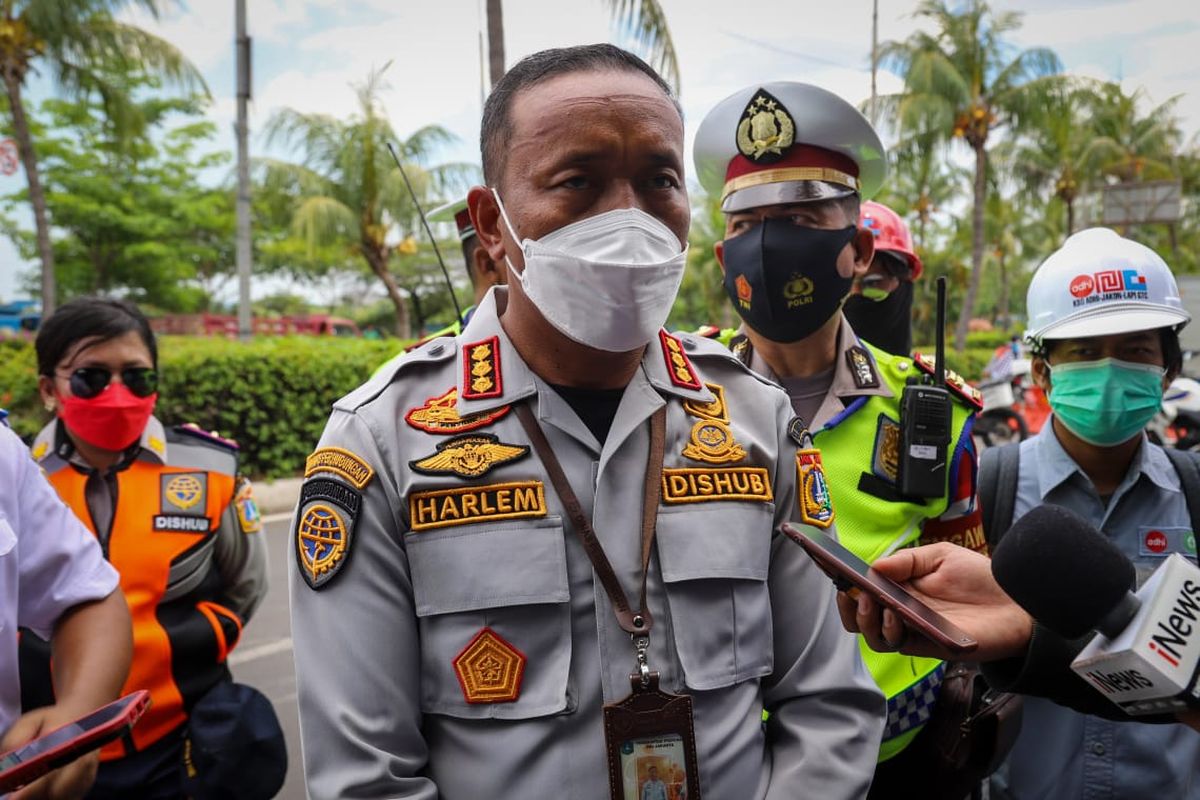 Kepala Suku Dinas Perhubungan Kota Administrasi Jakarta Utara Harlem Simanjuntak saat diwawancarai, Senin (20/12/2021).