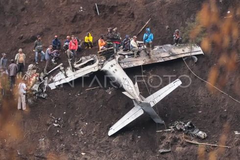 Tim Investigasi TNI AU Cari FDR di Lokasi Jatuhnya Pesawat Super Tucano