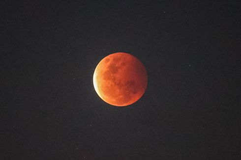 [POPULER TREN] Gerhana Bulan Total 26 Mei | Lempengan Besi di Tabung Gas 3 Kg