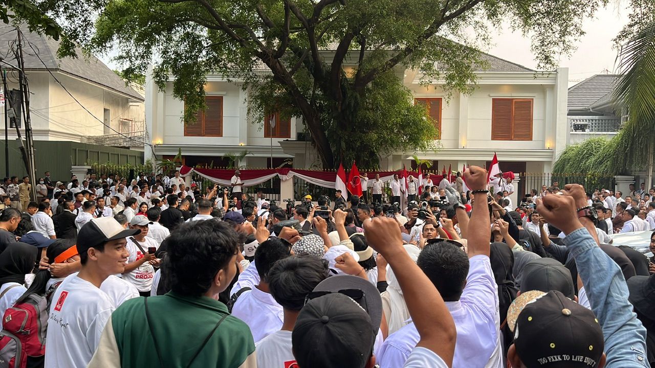 Kumpul di Kartanegara, Relawan Projo Teriak “Prabowo Presidenku” 