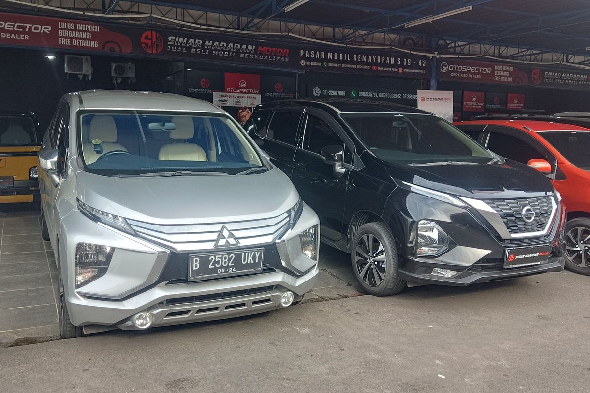 Nissan Livina dan Mitsubishi Xpander di pasar mobil bekas