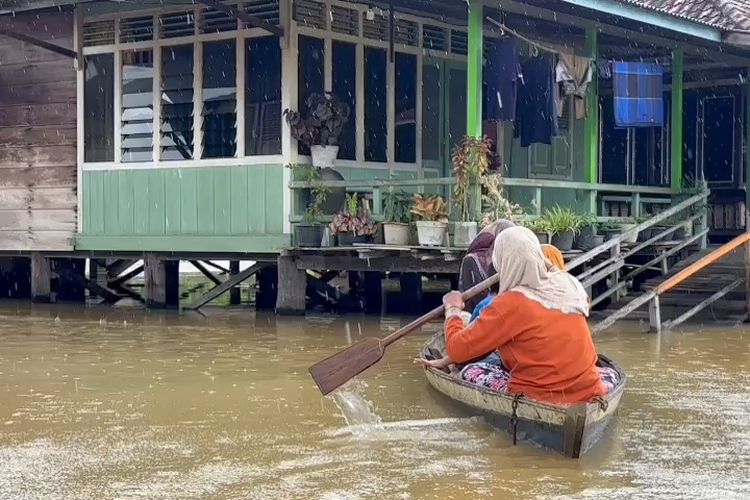 Jambi Siaga Satu, Sungai Batanghari Capai Ketinggian 15 Meter