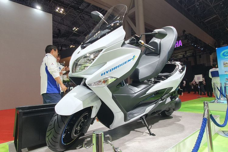 Suzuki Burgman Hydrogen di Japan Mobility Show 2025