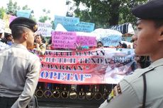Demo di Balaikota, Pedagang Kota Tua Minta Bertemu Jokowi