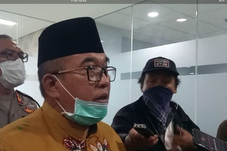 Bupati Sukoharjo Wardoyo Wijaya di Sukoharjo, Jawa Tengah, Senin (23/3/2020).