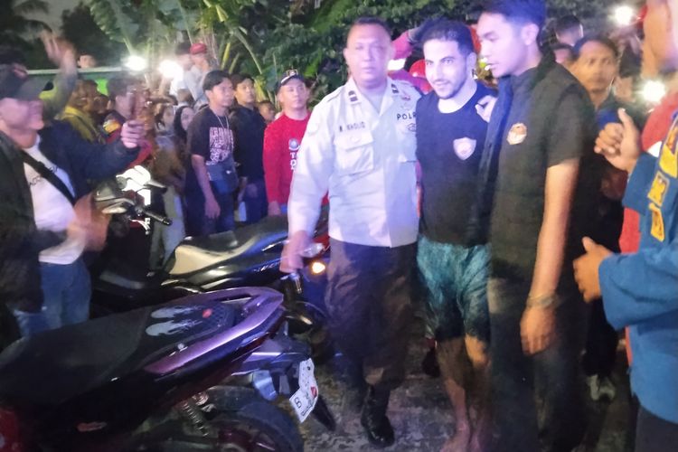 WN Aljazair Berendam di Danau Sunter Jakut karena Stres Kehilangan Dokumen Perjalanan