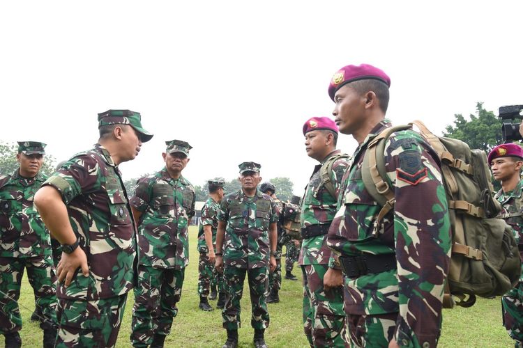 TNI Angkatan Laut telah mempersiapkan pasukan dari Korps Marinir untuk mengamankan perbatasan Indonesia dengan Papua Nugini.