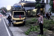 Selip dan Kehilangan Kendali, Dump Truck Tanpa Muatan Tabrak Pejalan Kaki hingga Tewas