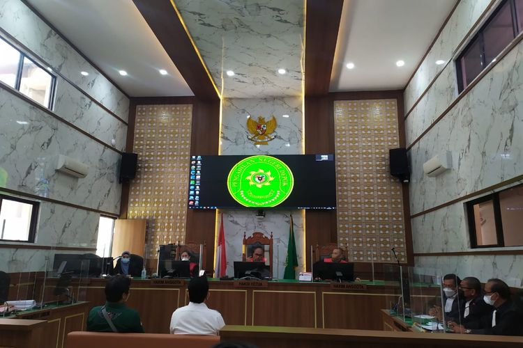 Sidang lanjutan penyebaran berita bohong babi ngepet di Depok digelar di Pengadilan Negeri Depok, Senin (20/9/2021) 