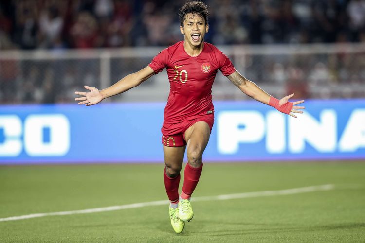 Pemain Timnas U-23 Indonesia, Osvaldo Haay melakukan selebrasi seusai mencetak gol ke gawang Myanmar dalam pertandingan Semifinal SEA Games 2019 di Stadion Rizal Memorial, Manila, Filipina, Sabtu (7/12/2019). Timnas Indonesia menang 4-2 dari Myanmar.