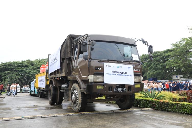 Danantara Indonesia dan BP BUMN turunkan 1.000 relawan serta 100 truk bantuan kemanusiaan.