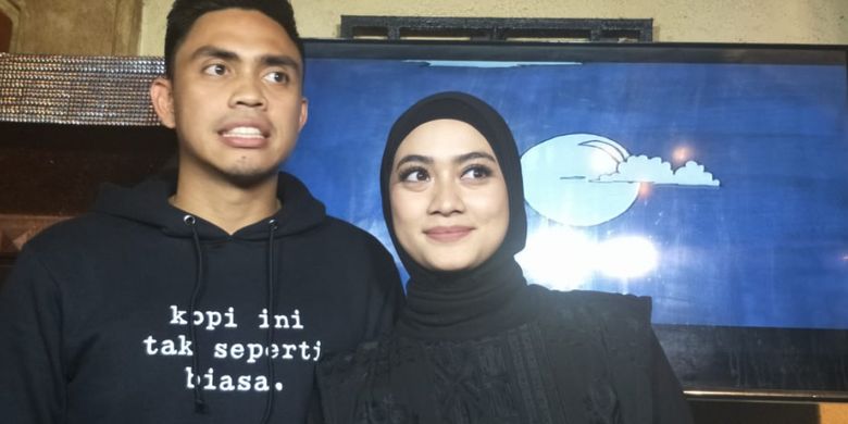 Gabung Dengan Falcon Music Dengarkan Dia Rilis Single Baru