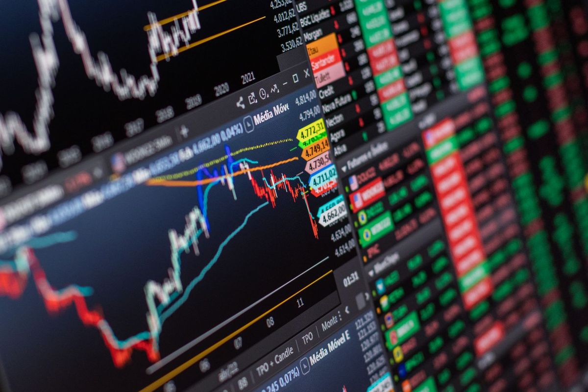 IHSG Anjlok 2,15 Persen Jelang Penutupan Sesi I, Data Inflasi AS Jadi Biang Kerok