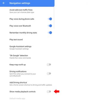 Opsi untuk mengaktifkan streaming musik di aplikasi Google Maps. 