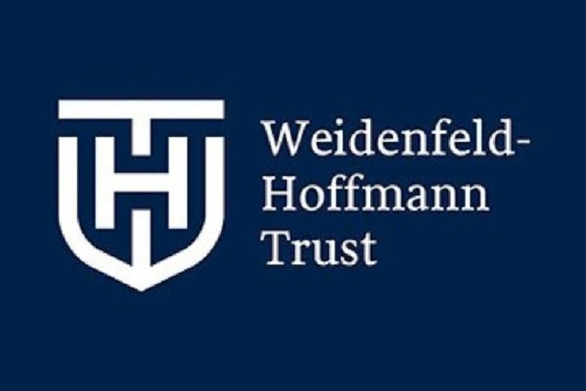 Beasiswa Weidenfeld-Hoffman Trust.