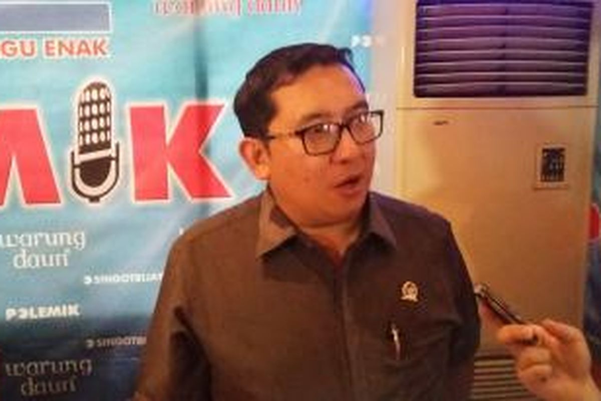 Wakil Ketua DPR Fadli Zon, seusai menjadi narasumber dalam diskusi polemik di Cikini, Jakarta Pusat, Sabtu (8/8/2015).