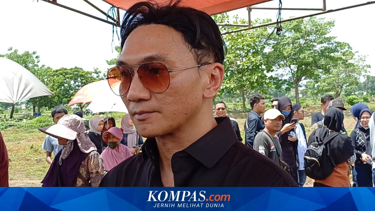 Ibunda Anji Manji Meninggal Dunia, Dimakamkan Pagi Ini ~AM

Klik untuk baca:
