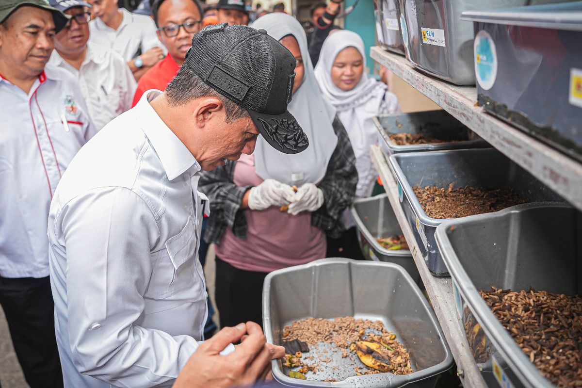 KLH tinjau RW 05 Sunter Agung
