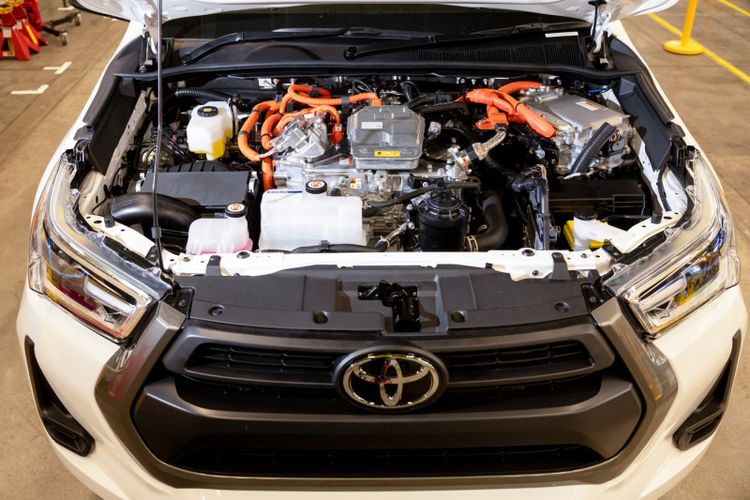 Purwarupa Toyota Hilux dengan teknologi sel bahan bakar hidrogen.