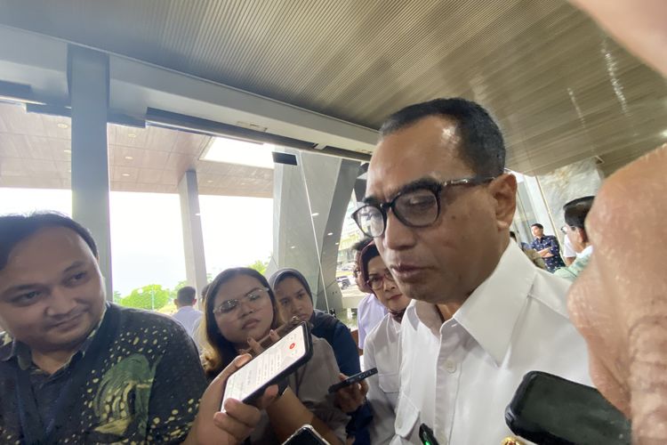 Menhub Budi Sebut Harga Tiket Pesawat Bisa Turun, asalkan Syarat Ini Terpenuhi