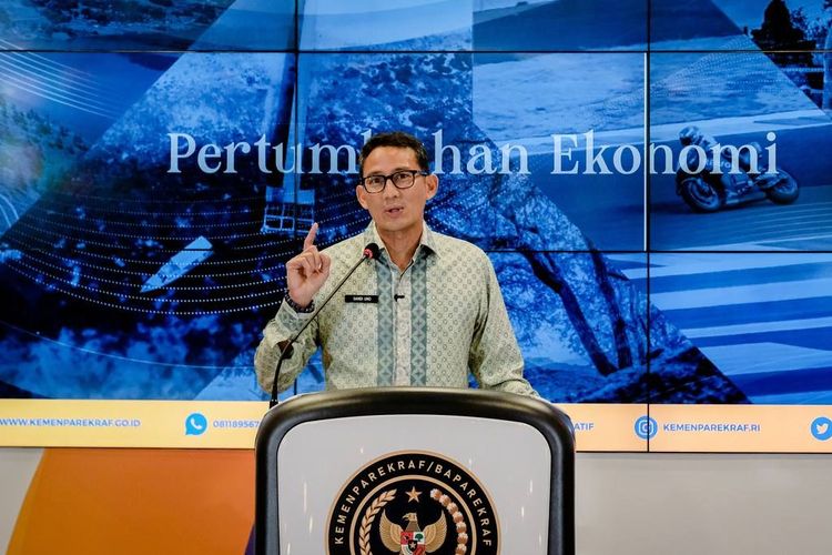 Menteri Pariwisata dan Ekonomi Kreatif (Menparekraf) Sandiaga Uno menyayangkan ulah oknum yang melakukan penipuan tiket konser Coldplay. 