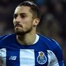 PSG Siap Bersaing dengan Barcelona untuk Mendapatkan Alex Telles 