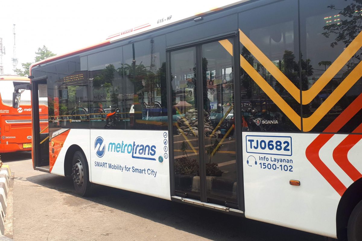 PT Transportasi Jakarta (Transjakarta) membuka layanan reguler baru untuk rute perjalanan yakni Stasiun Tanah Abang menuju Stasiun Gondangdia dan kembali lagi menuju Stasiun Tanah Abang. Layanan ini mulai beroperasi sejak Senin (8/10/2018).