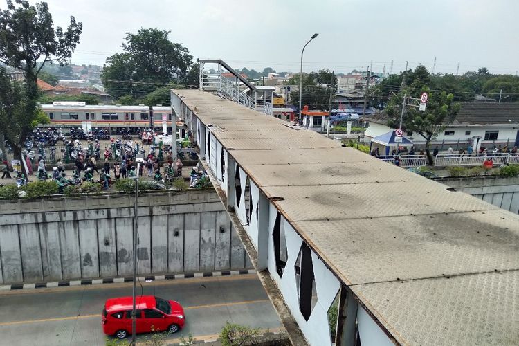 JPO Pasar Minggu di Jakarta Selatan akan bibongkar pada Jumat (5/4/2019) malam.