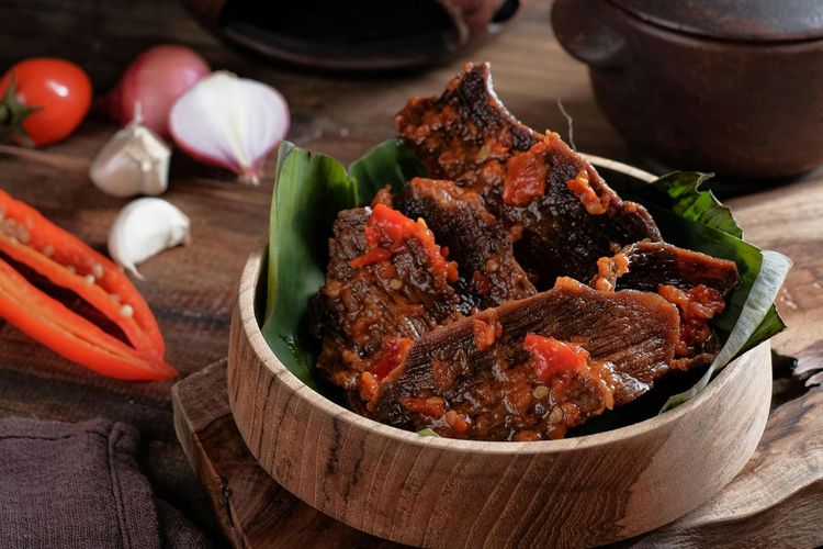 Resep Dendeng Batokok Khas Minang, Empuk dengan Sambal Pedas