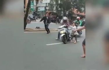Viral Video Motor Pengemudi Ojol Dibawa Kabur Debt Collector di ...