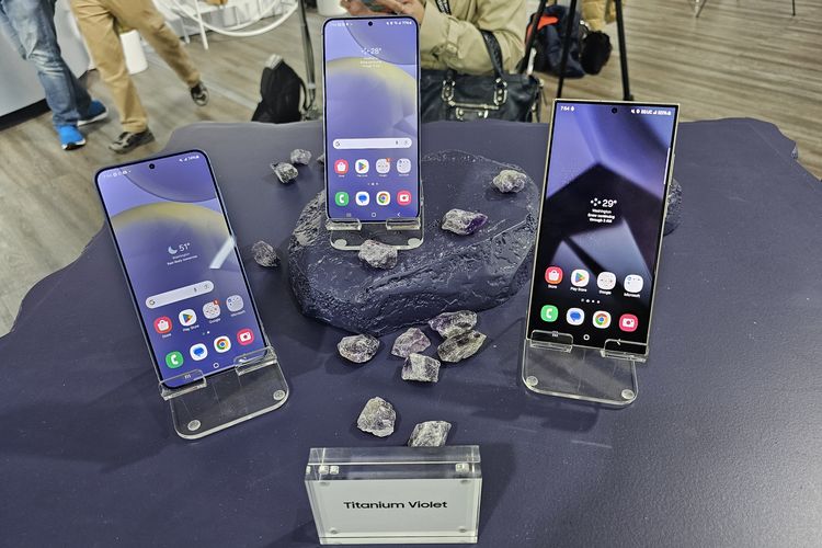 Samsung Galaxy S24, S24 Plus, dan S24 Ultra varian titanium violet.