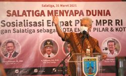 Sekolah Tatap Muka Harus Buka pada Juli, Ganjar: Vaksinnya Ada atau Tidak?