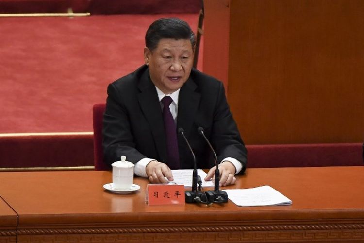 Presiden China Xi Jinping menyampaikan pidato dalam perayaan menandai 40 tahun reformasi China  di Balai Agung Rakyat di Beijing pada Selasa (18/12/2018). (AFP/Wang Zhao)
