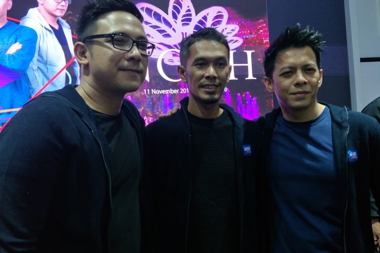 Personel NOAH, David, Lukman dan Ariel di kawasan Benhil, Jakarta Pusat, Senin (11/11/2019).