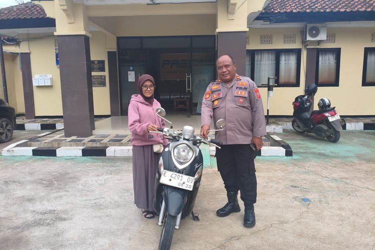 Senangnya Yuniar, Motor yang Hilang di Indramayu Ditemukan di Subang