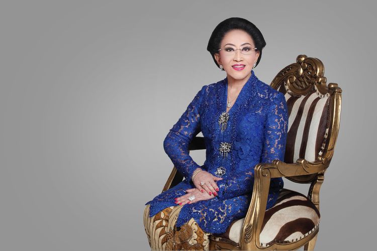Pendiri PT Mustika Ratu Tbk dan Yayasan Puteri Indonesia Dr. BRA. Mooryati Soedibyo.