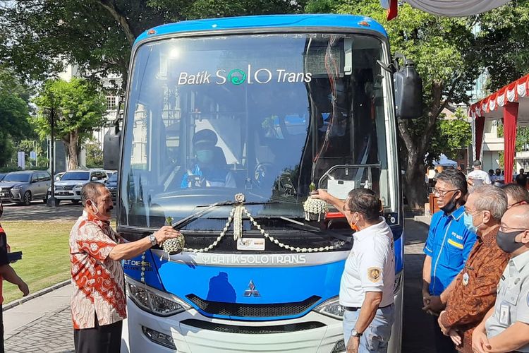 Layanan Teman Bus dengan basis Buy The Service resmi beroperasi di Solo